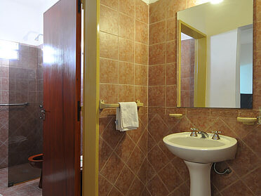Baño habitación estándar